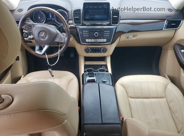 4JGDF6EE4HA896537 2017 MERCEDES-BENZ GLS White Widok deski rozdzielczej