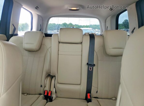 4JGDF6EE4HA896537 2017 MERCEDES-BENZ GLS White Widok tylnych siedzeń