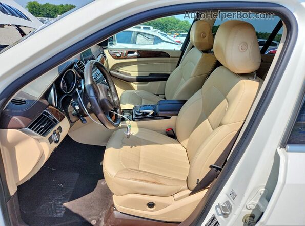 4JGDF6EE6HA848456 2017 MERCEDES-BENZ GLS White Widok wnętrza z przodu
