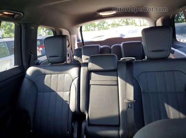 4JGDF6EE6HA895678 2017 MERCEDES-BENZ GLS Silver Vista de los asientos traseros