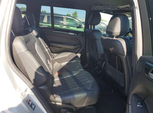 4JGDF6EE6HA895678 2017 MERCEDES-BENZ GLS Silver Vista interior trasera