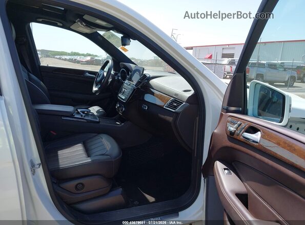 4JGDF6EE6KB220074 2019 MERCEDES-BENZ GLS 450 White Вид салону спереду