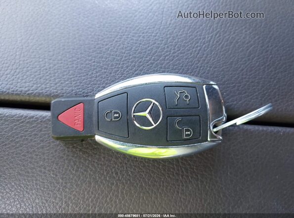 4JGDF6EE6KB220074 2019 MERCEDES-BENZ GLS 450 White Вид панелі приладів