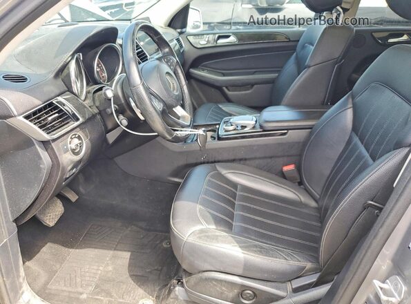 4JGDF6EE7HA748589 2017 MERCEDES-BENZ GLS Серебряный Вид салона спереди