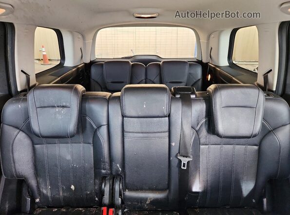 4JGDF6EE7HA748589 2017 MERCEDES-BENZ GLS Серебряный Вид задних сидений