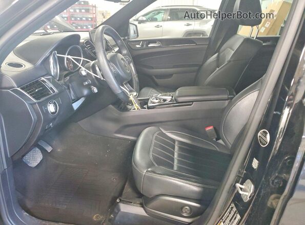 4JGDF6EE7HA815093 2017 MERCEDES-BENZ GLS Черный Вид салона спереди