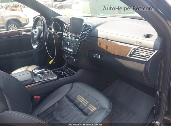 4JGDF6EE8HA938174 2017 MERCEDES-BENZ GLS 450 Black წინა სალონის ხედი