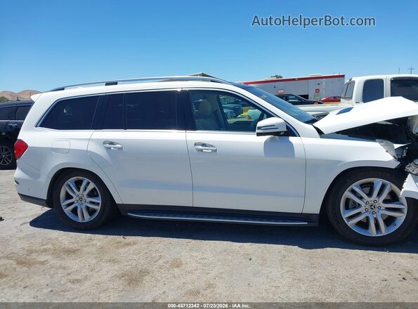 4JGDF6EE9HA957459 2017 MERCEDES-BENZ GLS 450 White 360 interior view
