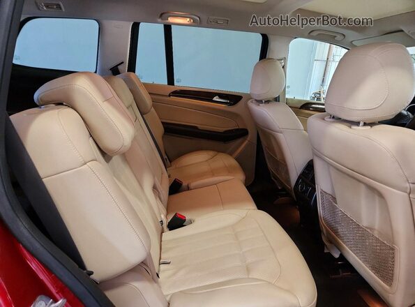4JGDF6EE9KB219095 2019 MERCEDES-BENZ GLS Red Вид задньої частини салону
