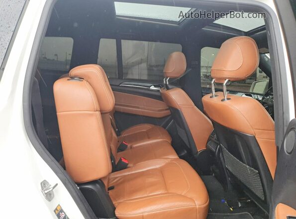 4JGDF6EEXHA912188 2017 MERCEDES-BENZ GLS White Widok tylnych siedzeń
