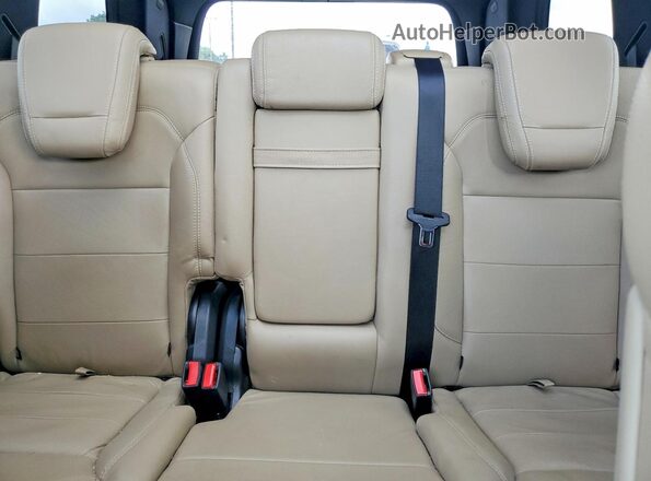 4JGDF7DE4GA659696 2016 MERCEDES-BENZ GL-CLASS White Widok tylnych siedzeń