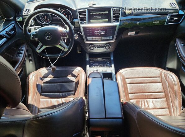 4JGDF7EE4GA673080 2016 MERCEDES-BENZ GL-CLASS Black Vista del salpicadero