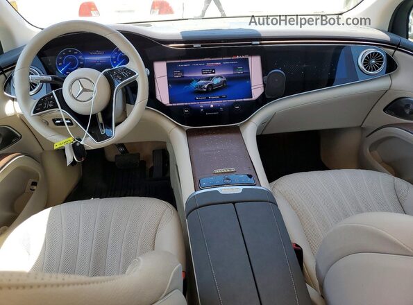 4JGDM2DB9RA034423 2024 MERCEDES-BENZ EQS Blue Vista del salpicadero