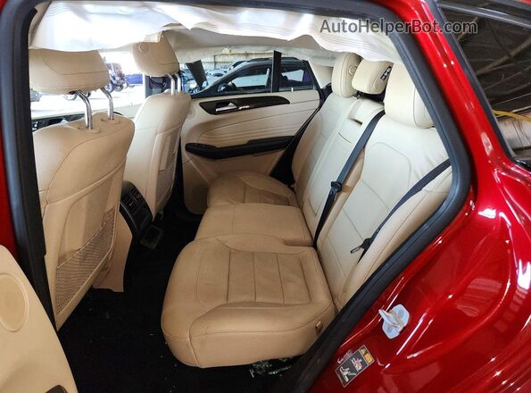 4JGED6EB5HA080131 2017 MERCEDES-BENZ GLE Red Հետևի նստատեղերի տեսք