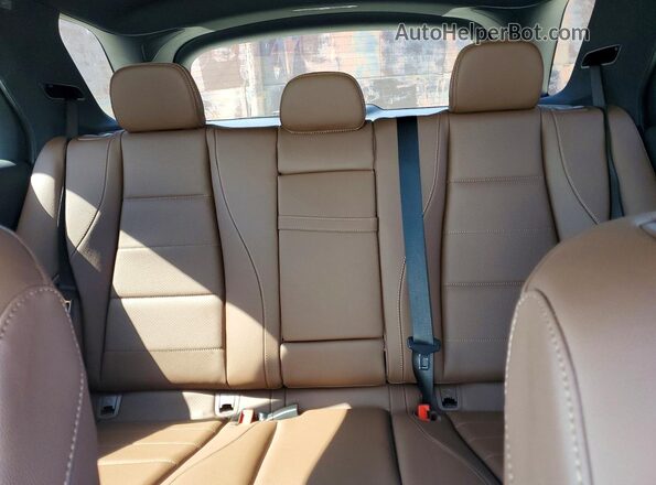 4JGFB4EB9TB644414 2026 MERCEDES-BENZ GLE White Rear seats view