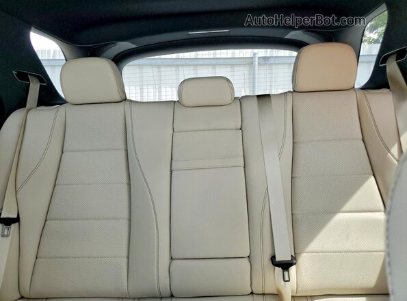 4JGFB4FB2RB211945 2024 MERCEDES-BENZ GLE Silver უკანა სავარძლების ხედი