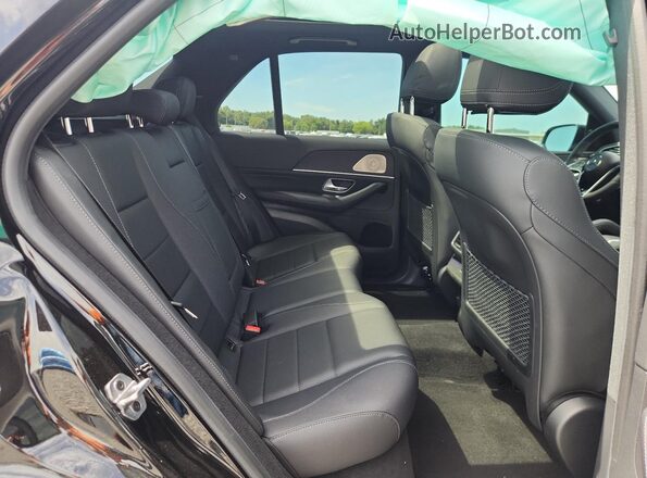 4JGFB4FB3RB062431 2024 MERCEDES-BENZ GLE Black Widok tylnych siedzeń