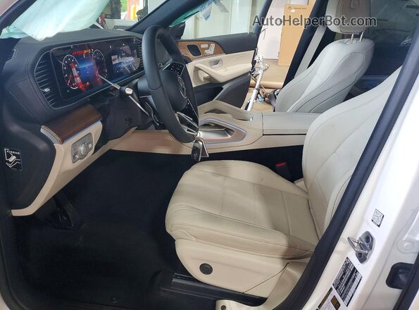 4JGFB4FB5TB518372 2026 MERCEDES-BENZ GLE White Vista interior delantera