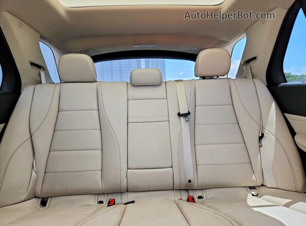 4JGFB4JB0NA601949 2022 MERCEDES-BENZ GLE Black Հետևի նստատեղերի տեսք