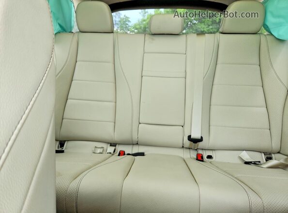 4JGFB4JB9NA590496 2022 MERCEDES-BENZ GLE Blue Widok tylnych siedzeń