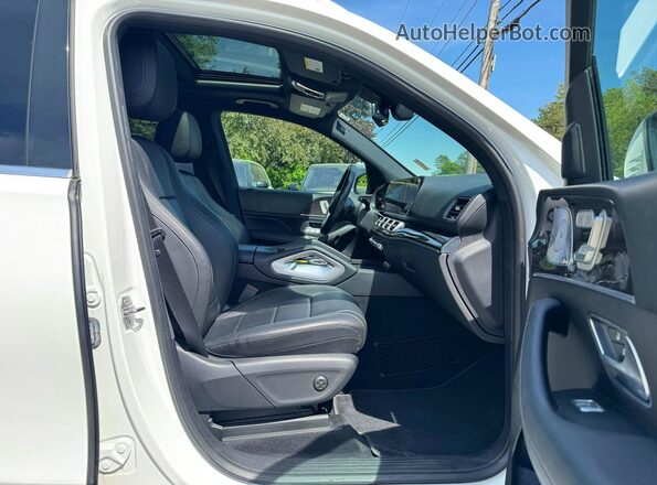 4JGFB4JBXLA172994 2020 MERCEDES-BENZ GLE White Widok z przodu
