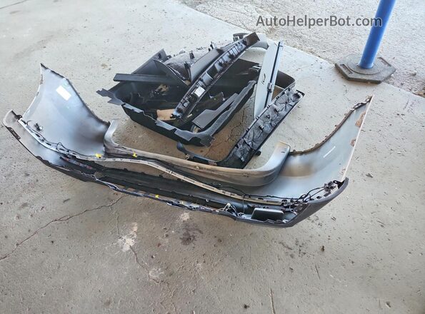 4JGFB4KB0LA046884 2020 MERCEDES-BENZ GLE White VIN կոդի պիտակի տեսք