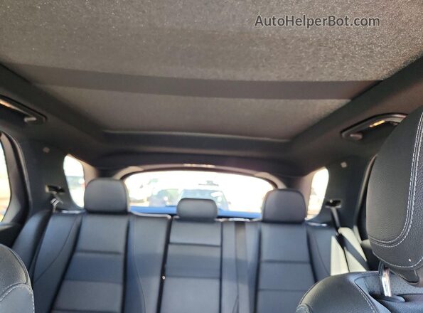 4JGFB4KB1NA819087 2022 MERCEDES-BENZ GLE White Widok tylnych siedzeń
