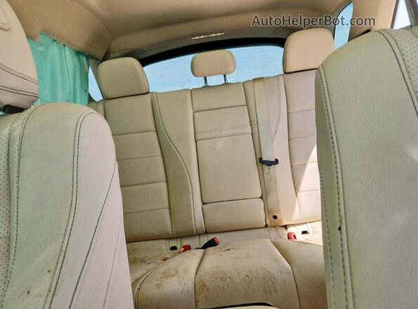 4JGFB4KB3NA612085 2022 MERCEDES-BENZ GLE White Widok tylnych siedzeń