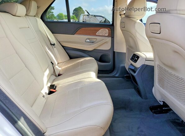 4JGFB4KB4LA047035 2020 MERCEDES-BENZ GLE White Vista de los asientos traseros