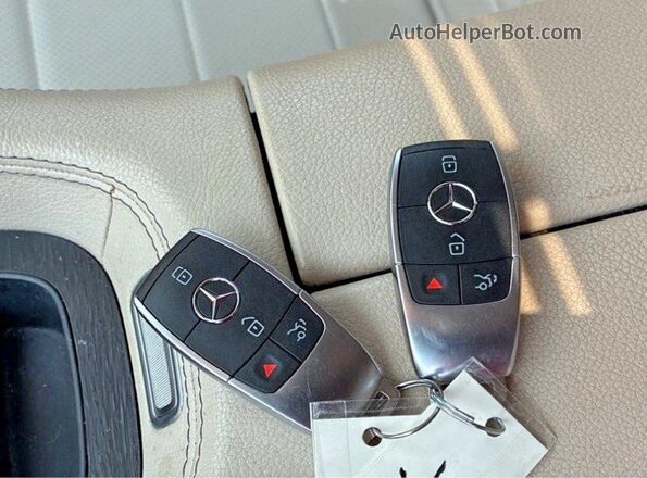 4JGFB4KB5LA008776 2020 MERCEDES-BENZ GLE Белый Вид задней части салона