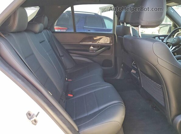 4JGFB5KB3MA545721 2021 MERCEDES-BENZ GLE White Rear interior view