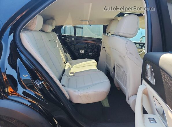 4JGFB5KB6NA707486 2022 MERCEDES-BENZ GLE Black Widok tylnych siedzeń