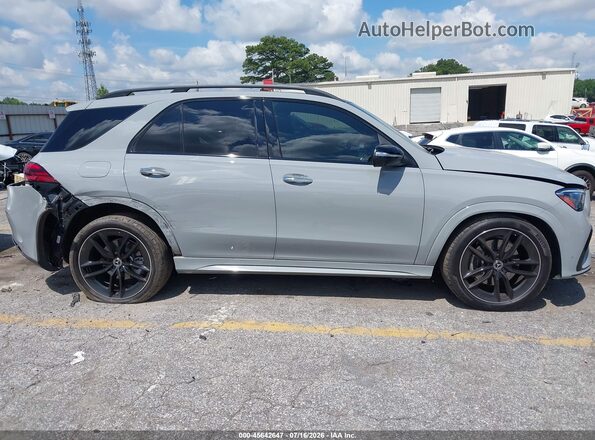 4JGFB8FB8SB396578 2025 MERCEDES-BENZ GLE 580 Gray Vista interior trasera
