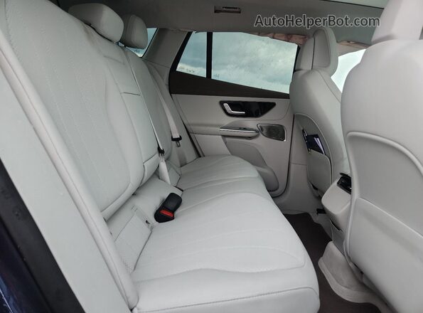 4JGGM1CB1PA028461 2023 MERCEDES-BENZ EQE Blue Вид задньої частини салону