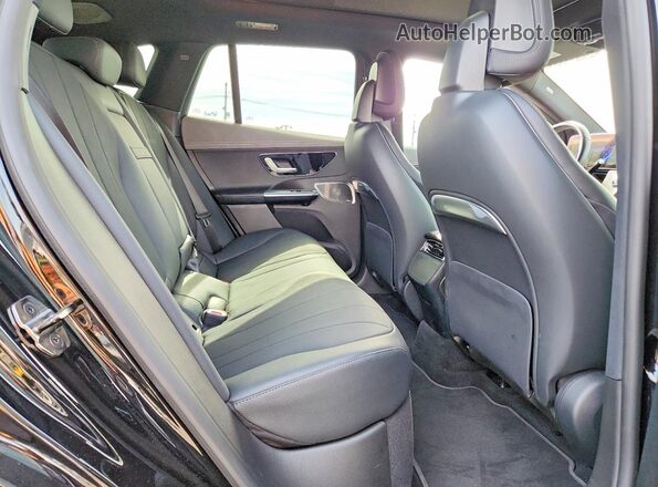 4JGGM1CB7RA052587 2024 MERCEDES-BENZ EQE Black Սալոնի հետևի տեսք