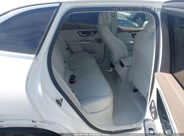 4JGGM2BB7PA009579 2023 MERCEDES-BENZ EQE 350+ SUV White Vista de la etiqueta del VIN