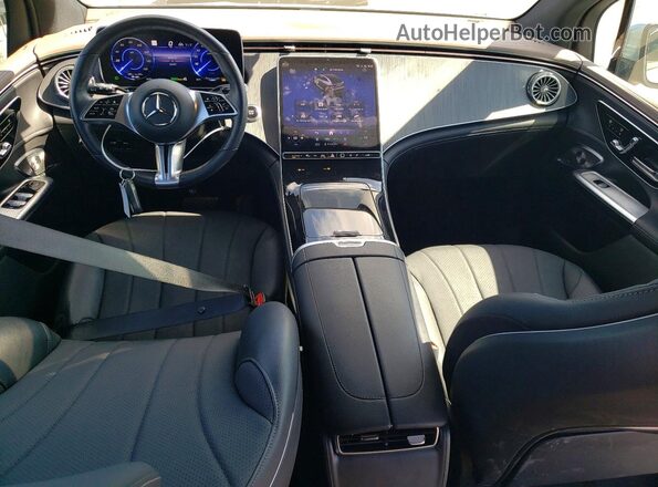 4JGGM2BB8RA045400 2024 MERCEDES-BENZ EQE Silver წინა პანელის ხედი