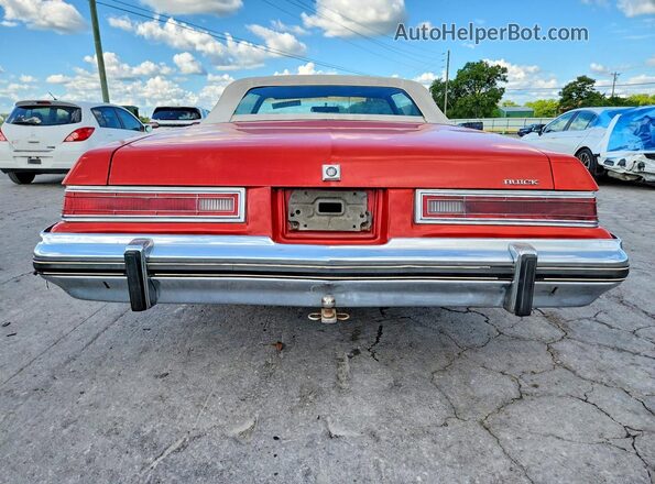 4P67J5X148041 1975 BUICK LESABRE Red Widok z tyłu