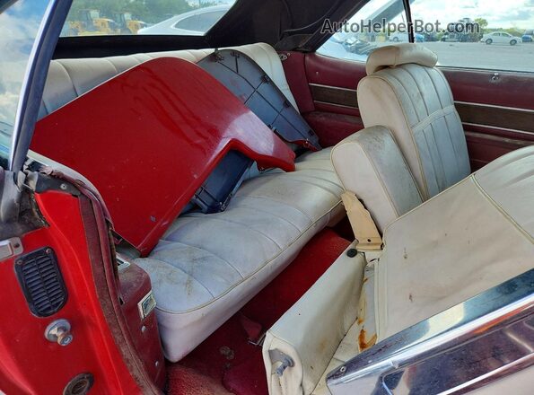 4P67J5X148041 1975 BUICK LESABRE Red Widok tylnych siedzeń