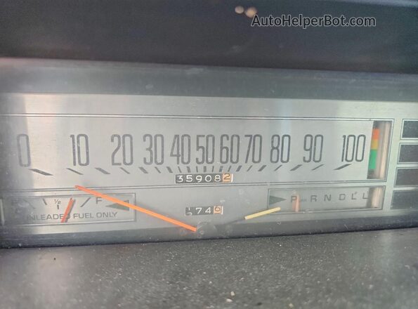 4P67J5X148041 1975 BUICK LESABRE Red Widok zestawu wskaźników