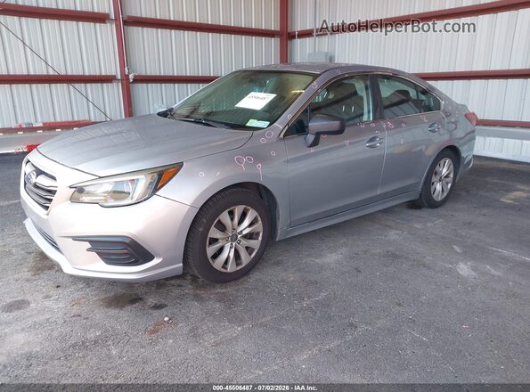 4S3BNAA60J3029338 2018 SUBARU LEGACY Серый Передняя левая четверть
