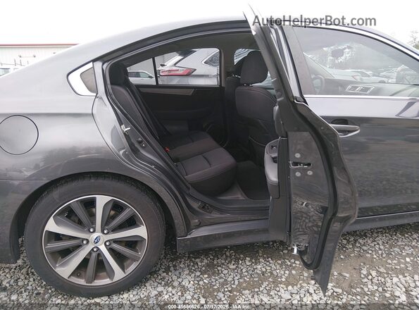 4S3BNAB68J3020675 2018 SUBARU LEGACY Gray Widok naklejki z numerem VIN