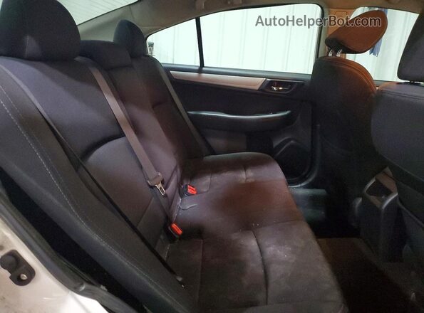 4S3BNAC61G3045943 2016 SUBARU LEGACY White Vista de los asientos traseros