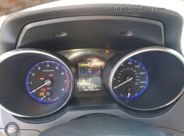 4S3BNAC64H3063211 2017 SUBARU LEGACY Silver Widok zestawu wskaźników