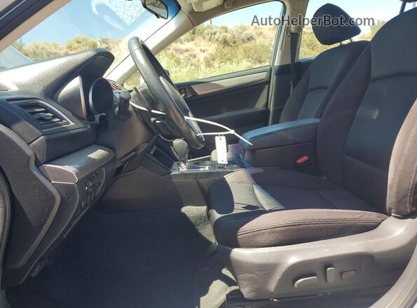 4S3BNAC64H3063211 2017 SUBARU LEGACY Silver Widok wnętrza z przodu