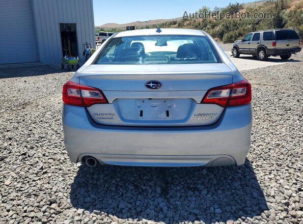 4S3BNAC64H3063211 2017 SUBARU LEGACY Silver Widok z tyłu