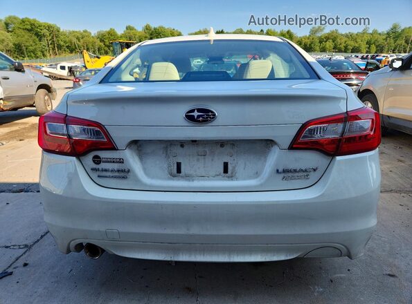 4S3BNAC66H3028315 2017 SUBARU LEGACY White Widok z tyłu