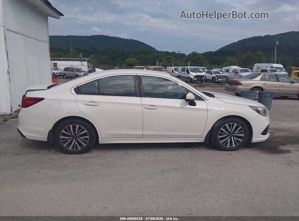 4S3BNAC69J3002099 2018 SUBARU LEGACY White Rear interior view