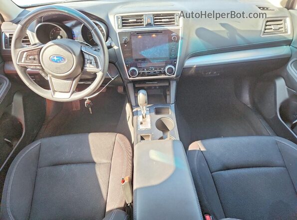 4S3BNAC6XJ3041364 2018 SUBARU LEGACY Белый Вид панели приборов