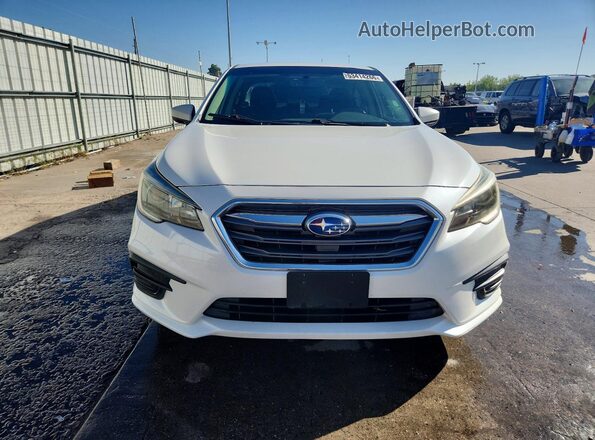 4S3BNAC6XJ3041364 2018 SUBARU LEGACY Белый Вид спереди